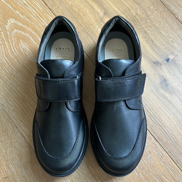 Kids Black Shoes with Velcro - Picture 2 of 7